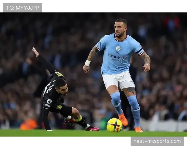 格瓦迪奥尔表现稳健,为曼城防线注入坚实保障 格瓦迪奥尔表现稳健,为曼城防线注入坚实保障