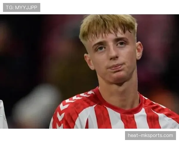 桑德兰防守反击奏效,近期稳健表现再创佳绩 桑德兰防守反击奏效,近期稳健表现再创佳绩